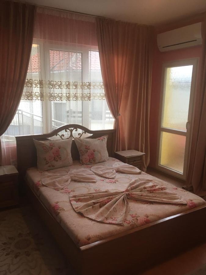 Guest House Hristina Sozopol Exterior foto